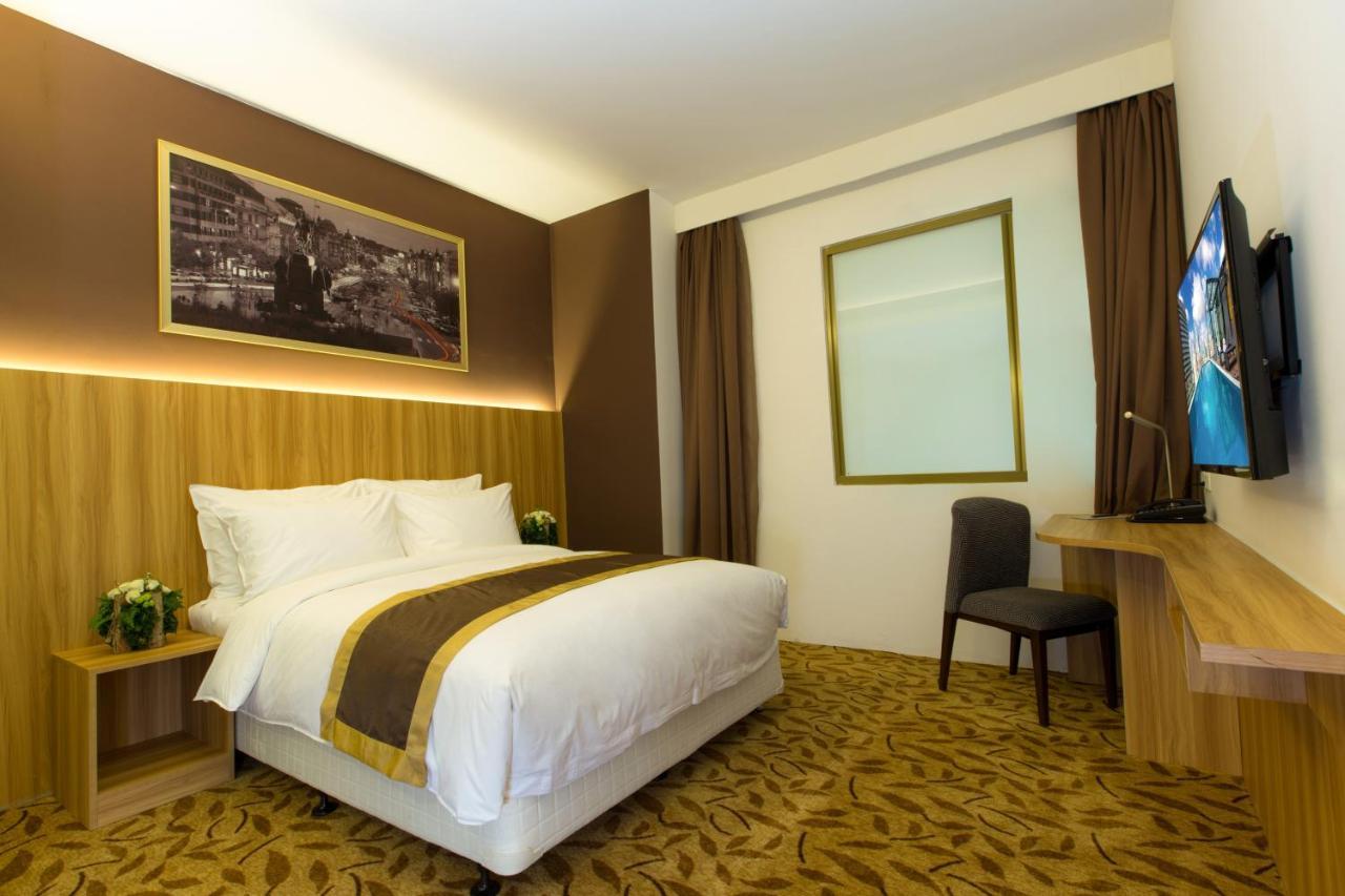 Bay Hotel Ho Chi Minh מראה חיצוני תמונה