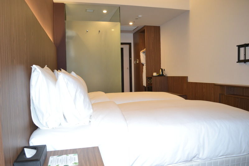 Bay Hotel Ho Chi Minh מראה חיצוני תמונה